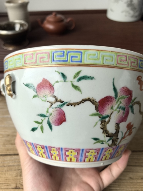 古玩陶瓷粉彩福壽紋粥罐真品鑒賞圖