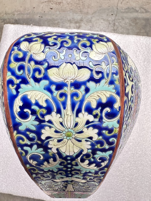 古玩陶瓷福壽紋粉彩罐真品鑒賞圖