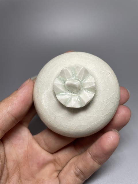 古玩陶瓷宋代石榴粉盒拍賣,當前價格5000元