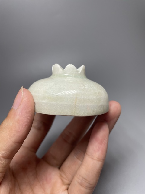 古玩陶瓷宋代石榴粉盒拍賣,當前價格5000元