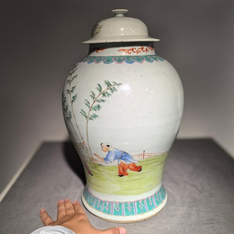 古玩陶瓷粉彩嬰戲圖將軍罐真品鑒賞圖