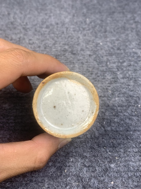 古玩陶瓷青花纏枝花卉紋水盂真品鑒賞圖