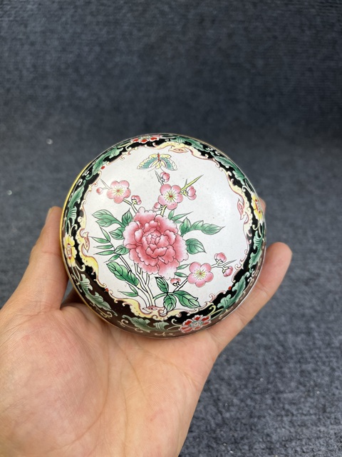 古玩雜項銅胎畫琺瑯蓋盒真品鑒賞圖
