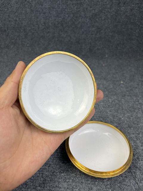 古玩雜項銅胎畫琺瑯蓋盒真品鑒賞圖