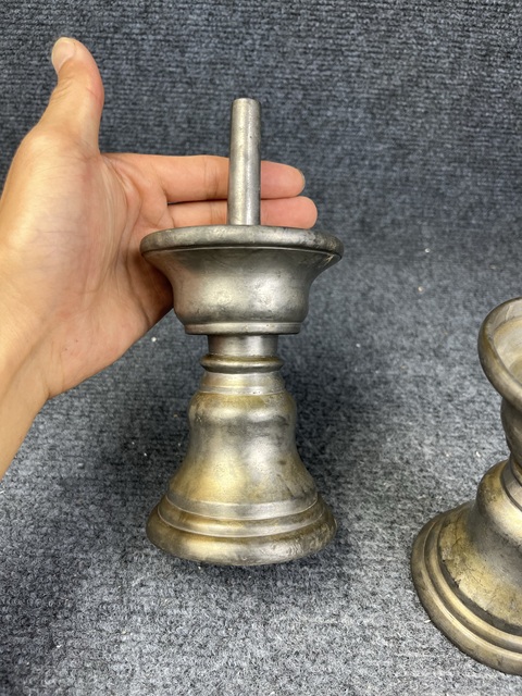 古玩雜項錫制燭臺一對真品鑒賞圖