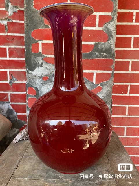 古玩陶瓷紅釉賞瓶真品鑒賞圖