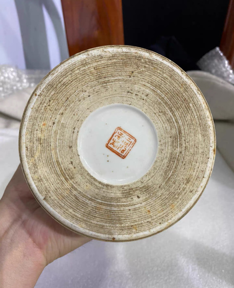 古玩陶瓷晚清粉彩壽桃紋帽筒真品鑒賞圖