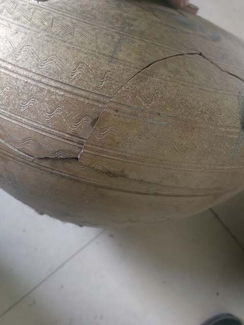 古玩陶瓷青釉瓿真品鑒賞圖