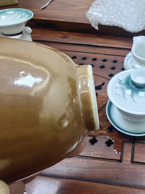 古玩陶瓷紫金釉青花杯真品鑒賞圖