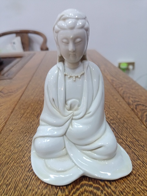 古玩陶瓷德化窯觀音塑像拍賣,當前價格350元