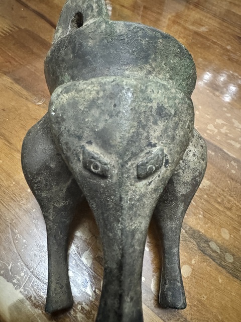 古玩銅器仿古青銅鬲真品鑒賞圖