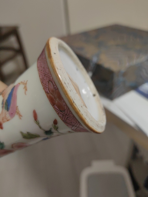 古玩陶瓷粉彩雞紋花觚真品鑒賞圖