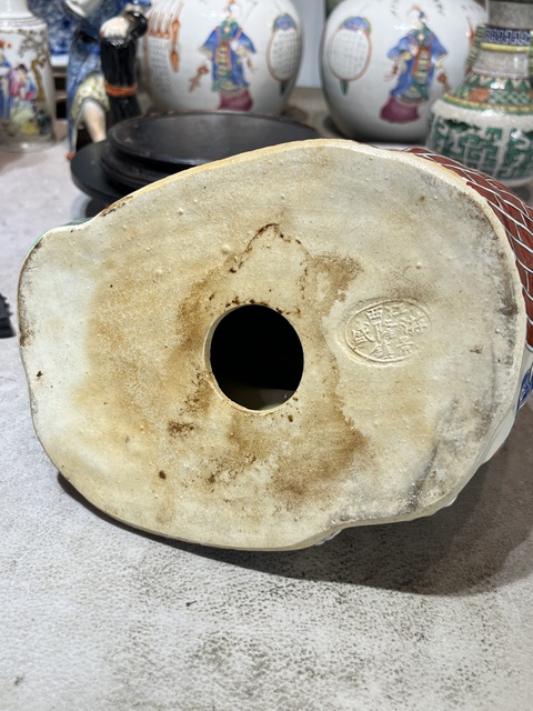 古玩陶瓷粉彩彌勒佛塑像真品鑒賞圖