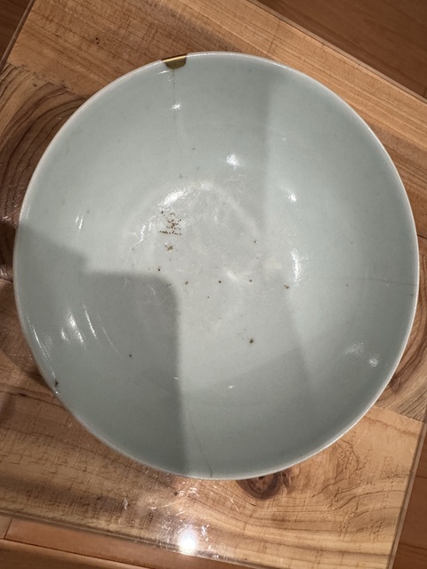 古玩陶瓷清中期青花纏枝蓮紋碗真品鑒賞圖