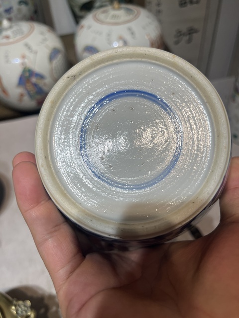 古玩陶瓷晚清青花纏枝蓮紋罐真品鑒賞圖