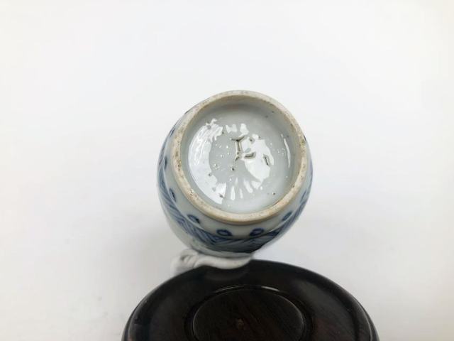 古玩陶瓷清康熙·青花洞石花鳥棒槌瓶真品鑒賞圖