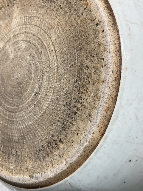 古玩陶瓷同治細路粉彩皮球花紋飾折沿盆真品鑒賞圖