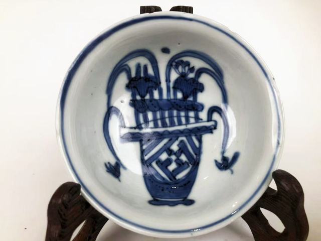 古玩陶瓷明萬歷·提籃花深腹洗真品鑒賞圖