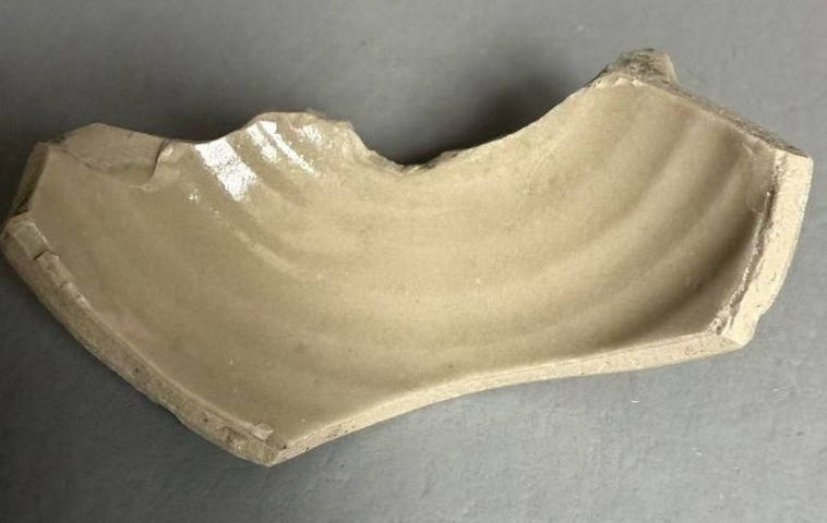 古玩陶瓷南宋官窯標本真品鑒賞圖