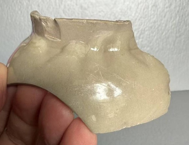 古玩陶瓷南宋官窯標本真品鑒賞圖
