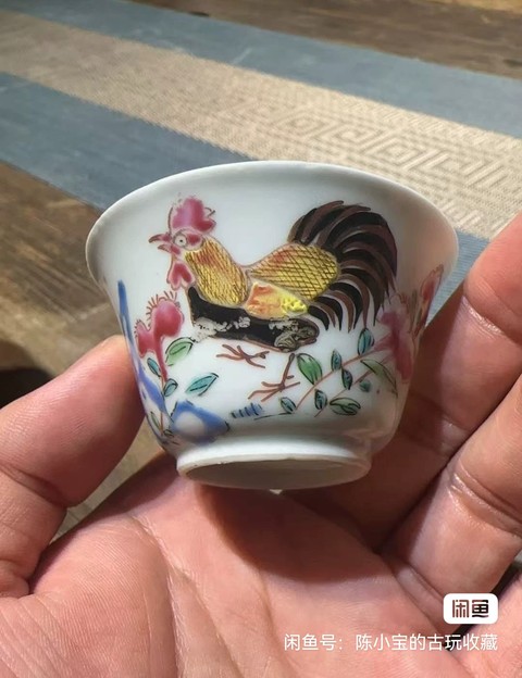古玩陶瓷大雞圖粉彩杯真品鑒賞圖