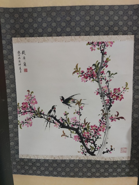 古玩字畫原裝原裱名家趙屏蘭 桃花春燕拍賣，當(dāng)前價(jià)格10元