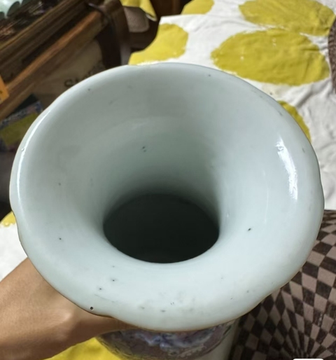 古玩陶瓷花鳥紋粉彩瓶真品鑒賞圖
