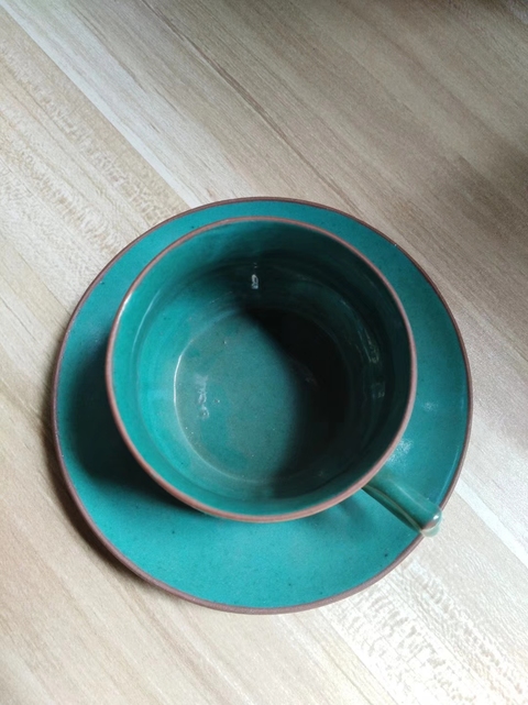 古玩雜項松綠釉鐵畫軒杯碟一套拍賣,當前價格2000元
