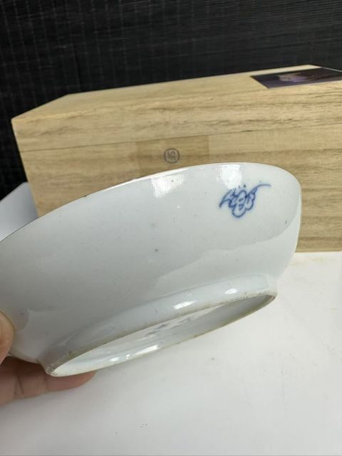 古玩陶瓷青花山水加粉彩三多紋臥盤真品鑒賞圖