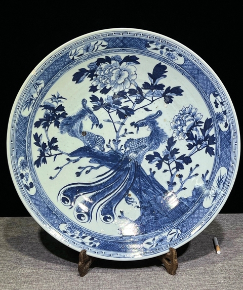 古玩陶瓷晚清青花鳳紋盤真品鑒賞圖