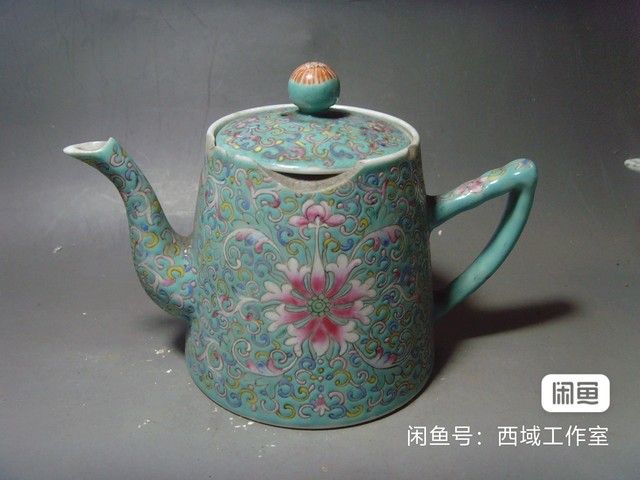 古玩陶瓷民國(guó)松石綠地寶相花壺拍賣(mài)，當(dāng)前價(jià)格288元