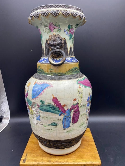 古玩陶瓷哥釉粉彩刀馬人物洗口瓶真品鑒賞圖