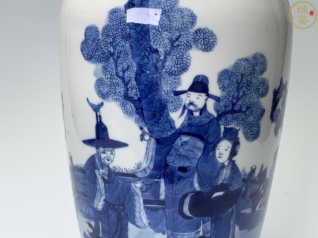 古玩陶瓷人物紋青花瓶真品鑒賞圖