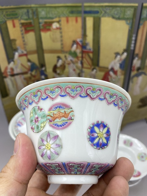 古玩陶瓷民國 粉彩皮球花紋蓋碗一對拍賣,當前價格4777元