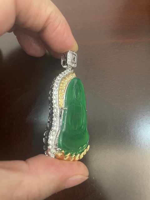 古玩玉器翡翠觀音掛件真品鑒賞圖