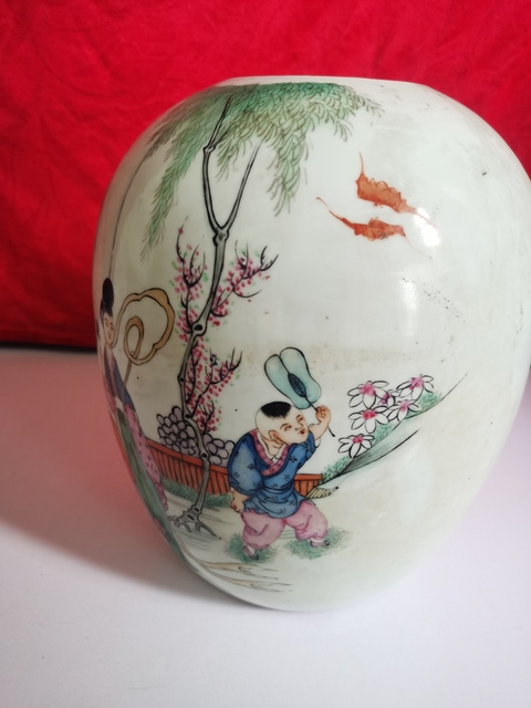 古玩陶瓷三娘教子圖新粉彩冬瓜罐真品鑒賞圖