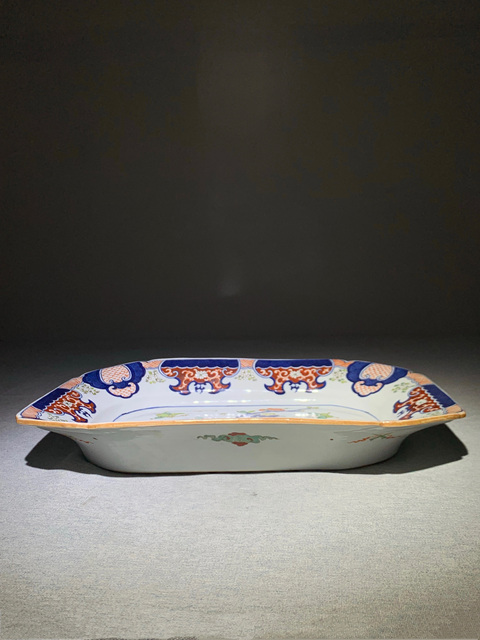 古玩陶瓷清乾隆 青花五彩洞石花蝶紋盤拍賣,當前價格5577元