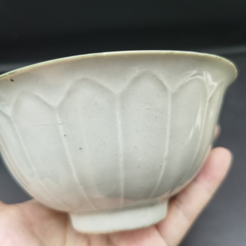 古玩陶瓷冬青釉茶碗真品鑒賞圖