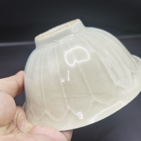 古玩陶瓷冬青釉茶碗真品鑒賞圖