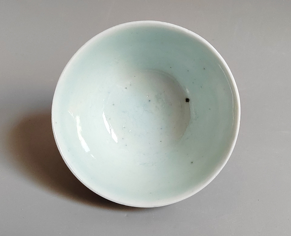 古玩陶瓷青花淡描花卉紋茶杯真品鑒賞圖