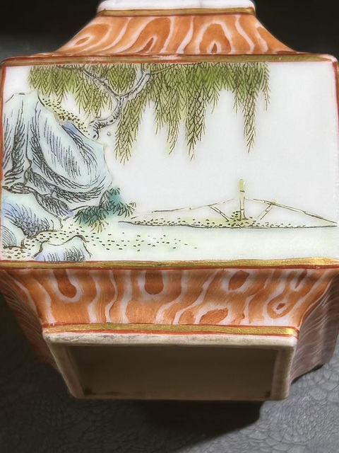 古玩陶瓷方瓶真品鑒賞圖
