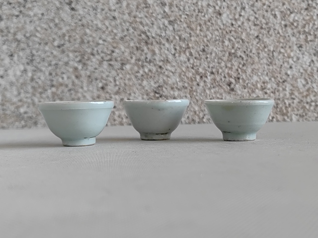 古玩陶瓷冬青釉茶杯真品鑒賞圖