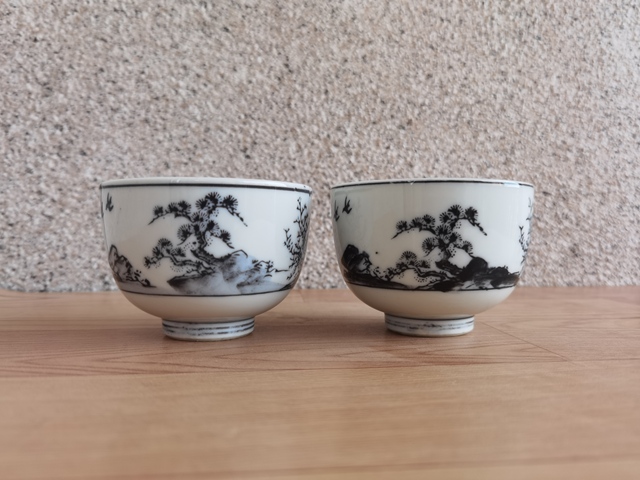 古玩陶瓷松樹青花杯拍賣，當(dāng)前價(jià)格168元