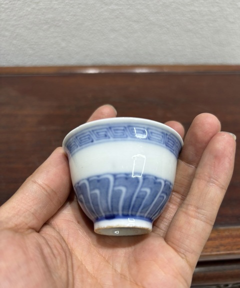 古玩陶瓷青花杯真品鑒賞圖