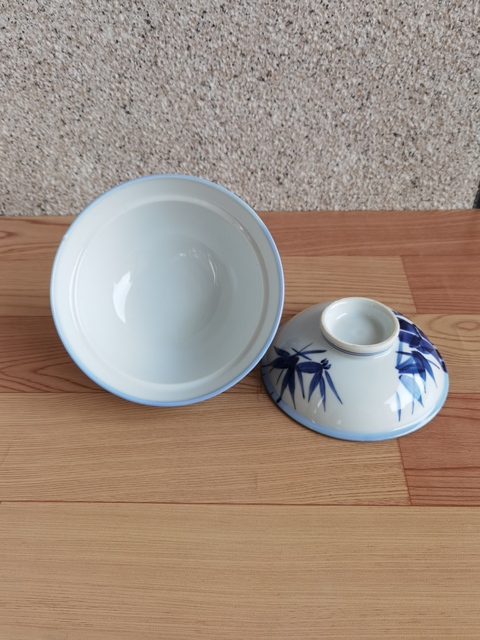 古玩陶瓷竹紋青花蓋碗拍賣，當前價格298元