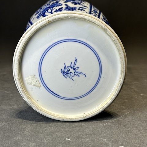 古玩陶瓷花鳥紋青花花觚真品鑒賞圖
