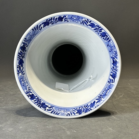 古玩陶瓷花鳥紋青花花觚真品鑒賞圖