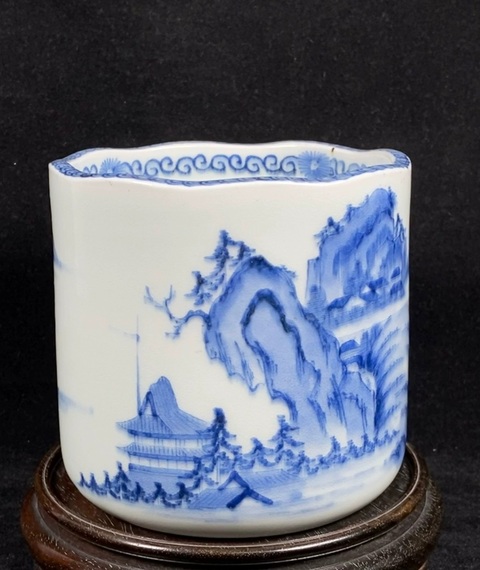 古玩陶瓷日本明治青花山水人物香爐真品鑒賞圖