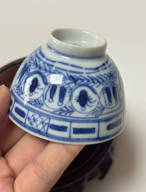 古玩陶瓷青花龍鳳紋茶碗真品鑒賞圖