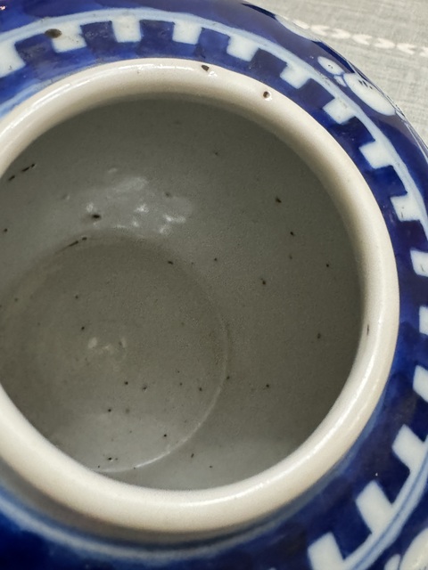 古玩陶瓷青花冰梅罐真品鑒賞圖